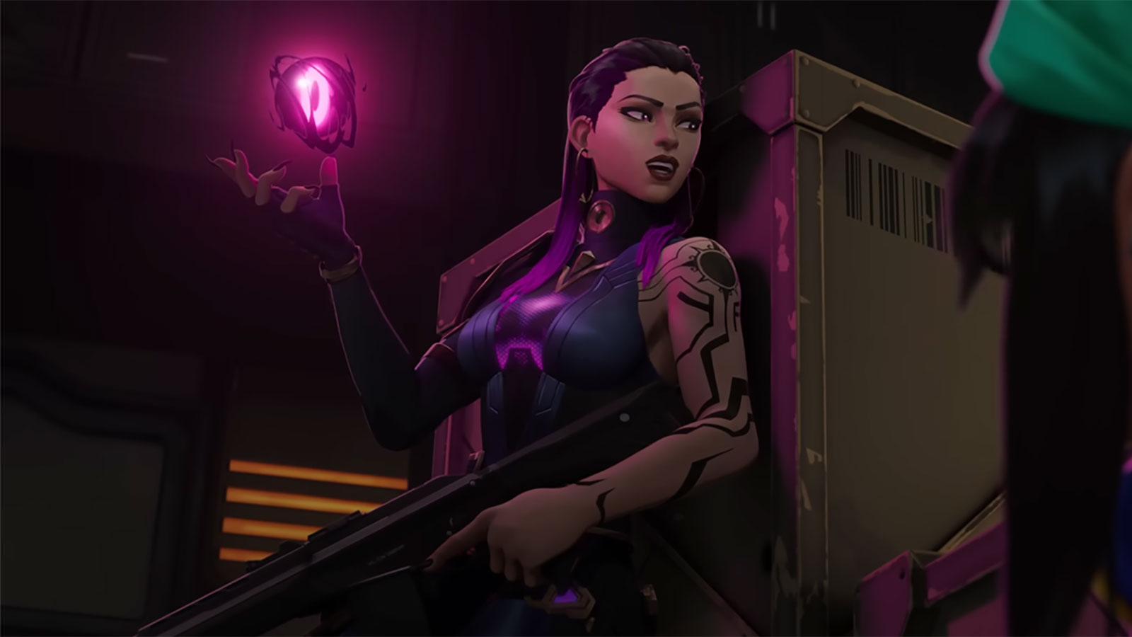 Reyna, VALORANT agent, holds up her glowing purple Leer ability while hiding behind a box.