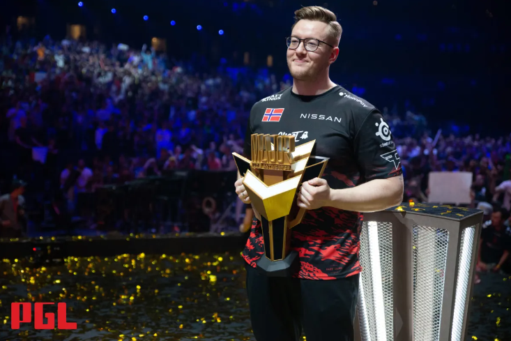 FaZe Clan's rain hoists PGL Major MVP trophy