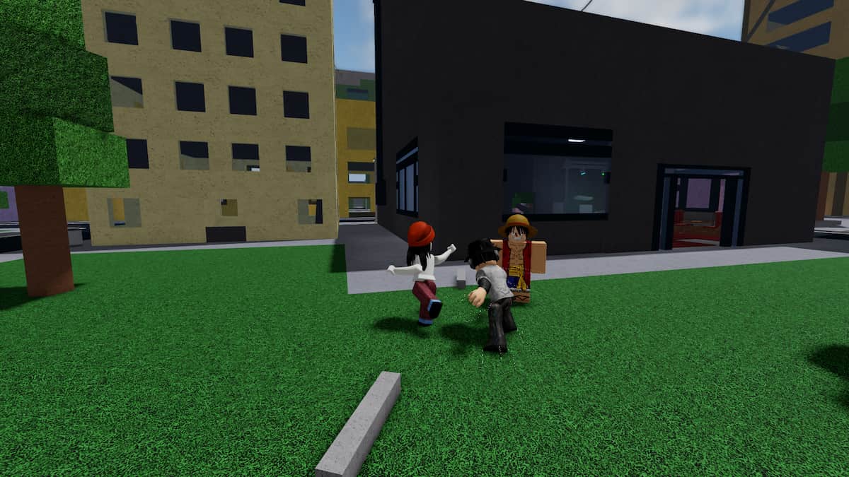 Two players punching Luffy in Real Rampage.