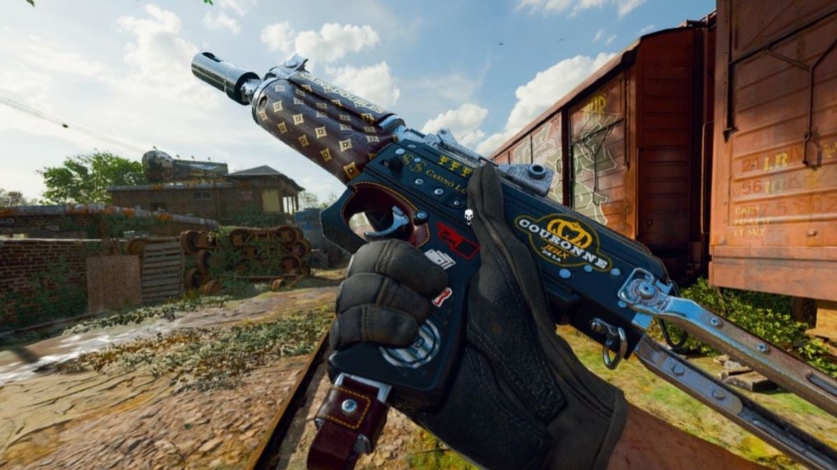 Jackal PDW, showing the skin being inspected, in Black Ops 6