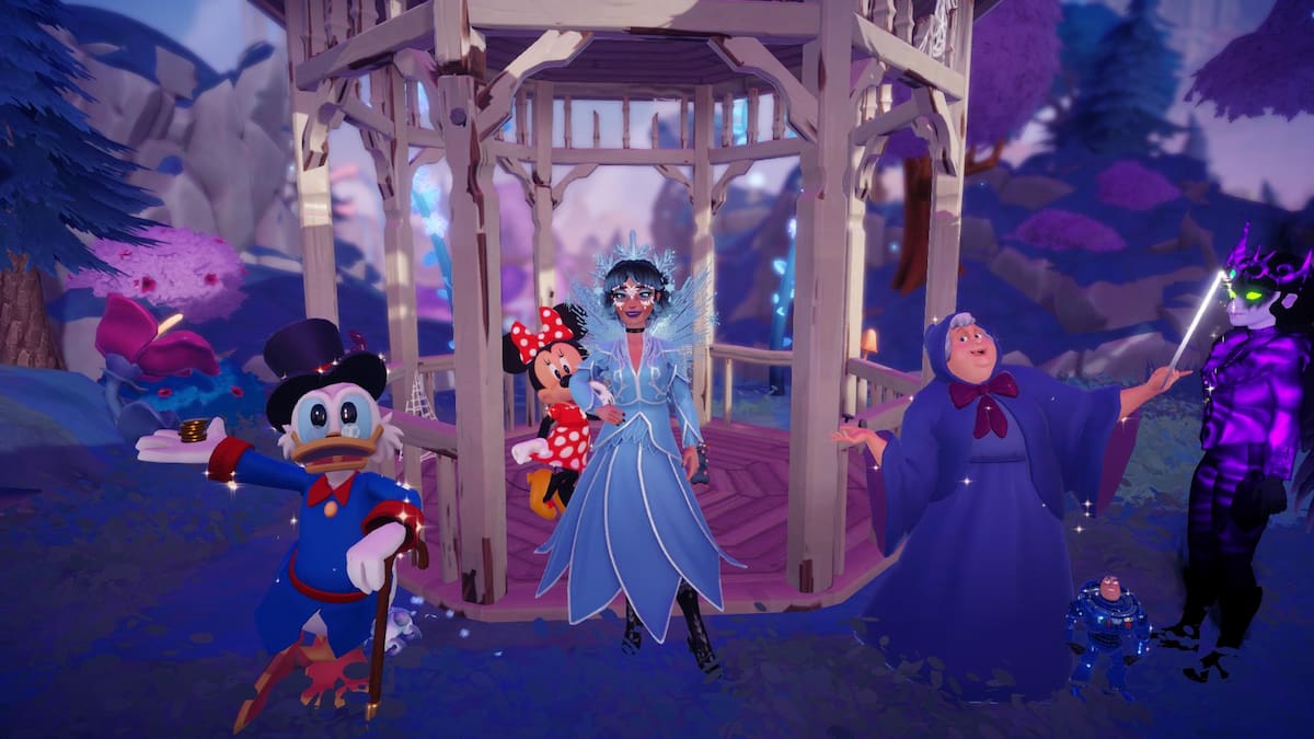 A player smiling and standing in front of a gazebo while dressed as a blue winter fairy and surrounded by villagers including Scrooge McDuck, Minnie Mouse, Remy, Fairy Godmother, Buzz, and the Forgotten in Disney Dreamlight Valley.