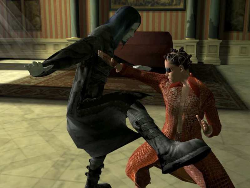 Niobe delivering a finishing blow to an enemy in Enter the Matrix on the PS1