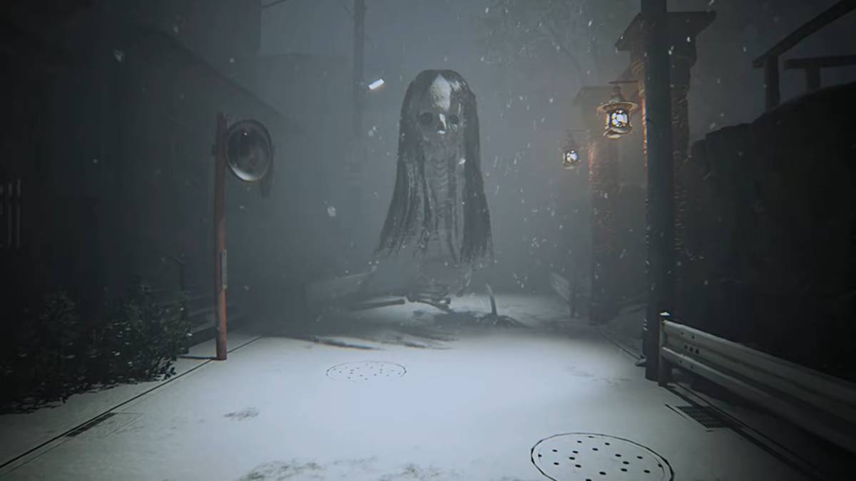 A far away shot of the Gashadokuro after it spawned in, in BrokenLore: LOW