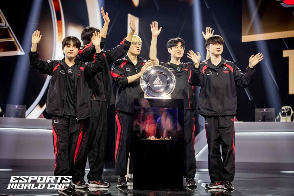 Picture showing League of Legends Esports World Cup 2024 T1 players celebrating.