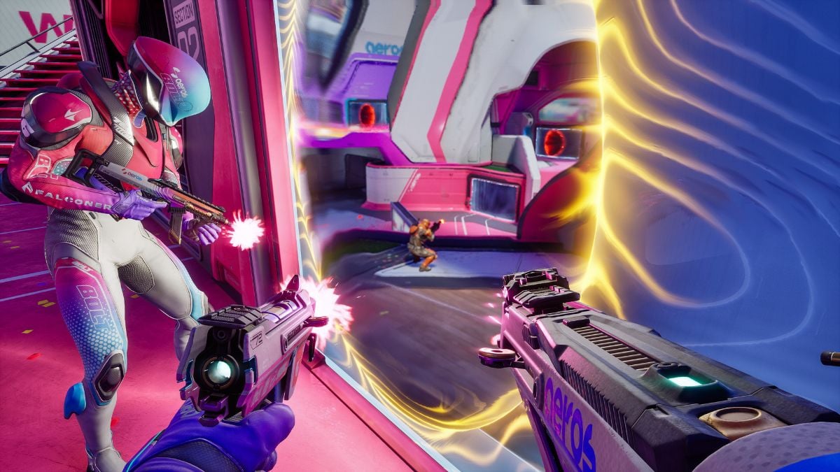 Shooting through a portal in Splitgate 2