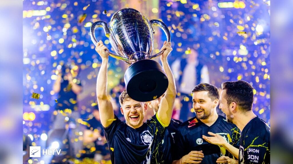 Jks lifiting the IEM Katowice trophy after winning it with G2 Esports in 2023.