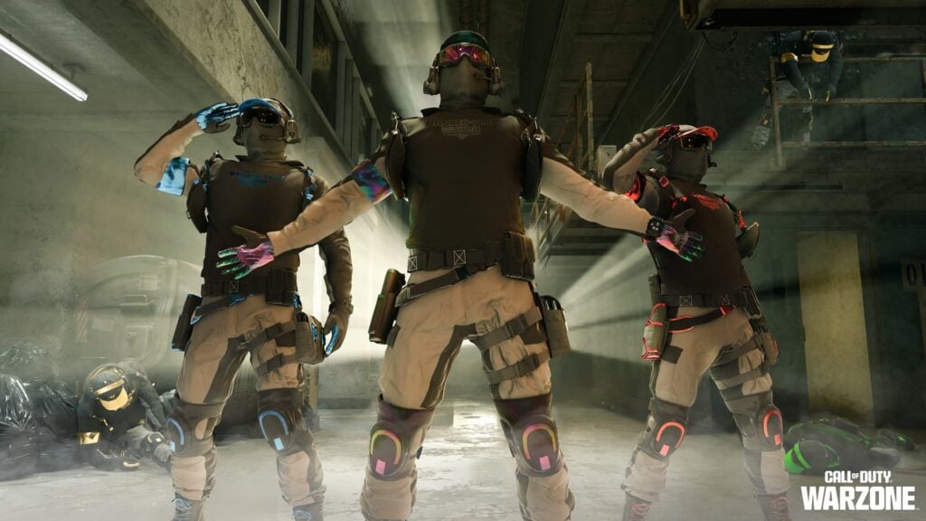 Three operators on Rebirth Island featured in an image for the Ranked Play Resurgence update as part of the Season 4 Reloaded Warzone patch notes.