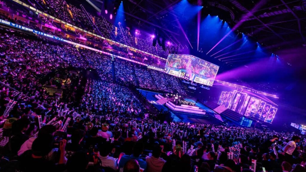 A view of atmosphere at the League of Legends World Championship 2024 Finals on Novemeber 02, 2024 in London.