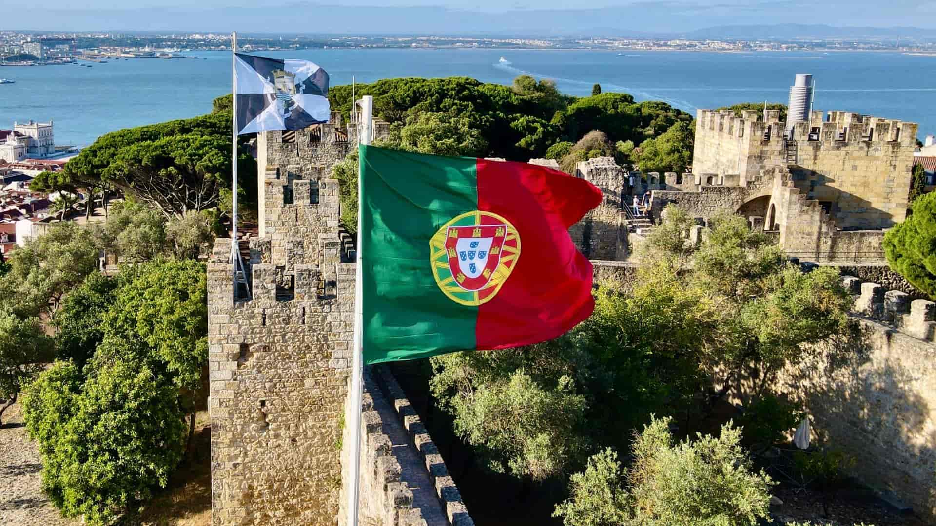 Portugal flag photo captured by Mylo Kaye and contributed to Unsplash