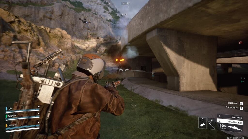 ARC Raiders Leaper atacando a un jugador