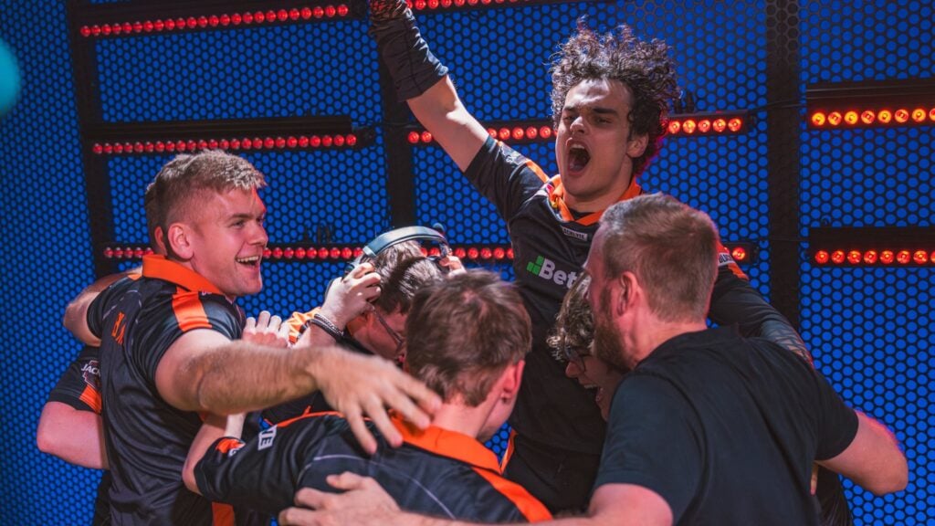 Photo of fnatic's CS2 roster.
