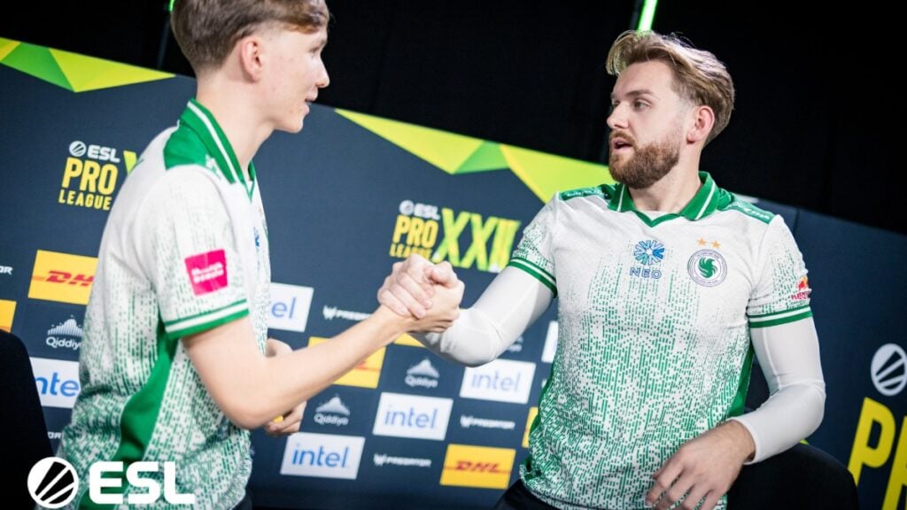 m0NESY and Niko shaking hands