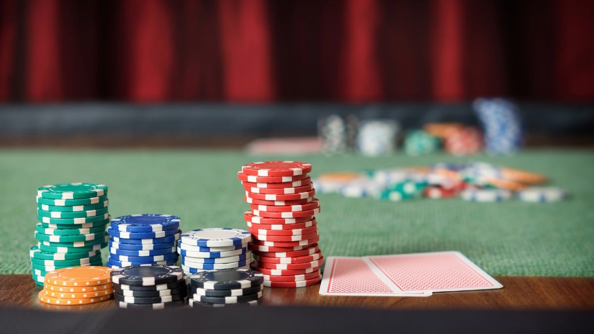 How Do Casinos Make Money