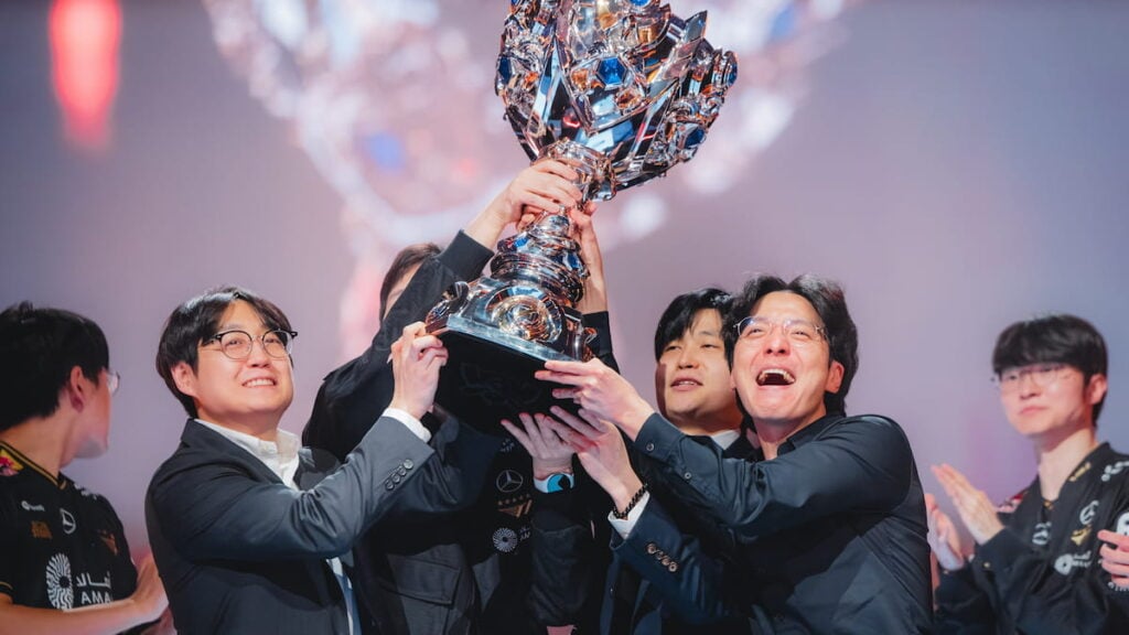 T1 lift the trophy onstage after being crowned champions at League of Legends Worlds 2025 Finals on November 08, 2025 in Chengdu, China.