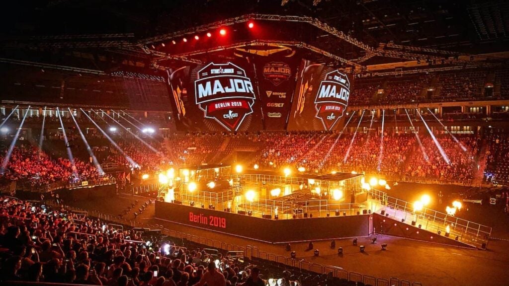 StarLadder Berlin Major 2019 arena, showing stage setup and crowd.
