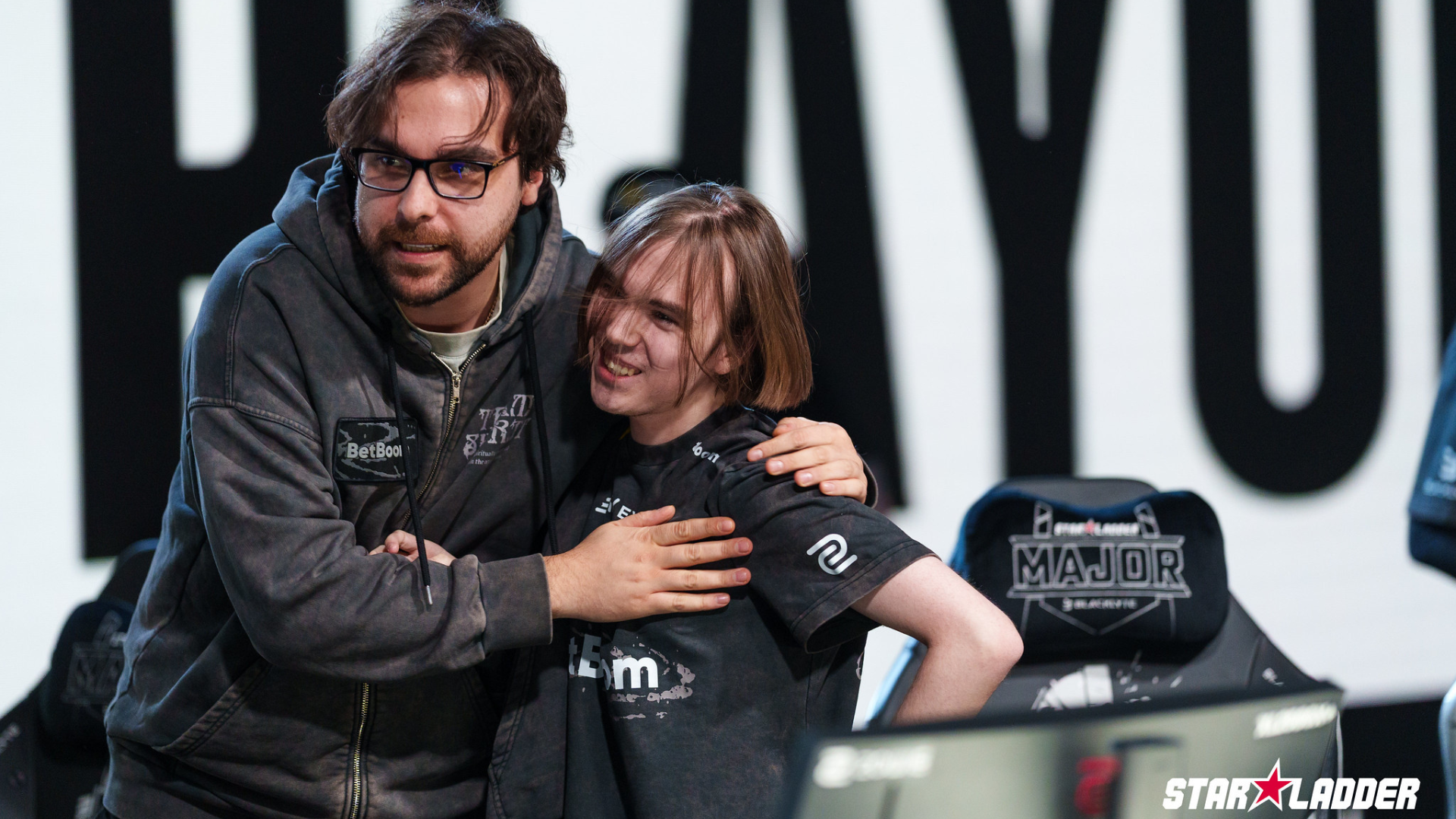 hally and donk celebrate a playoffs win at StarLadder Budapest 2025
