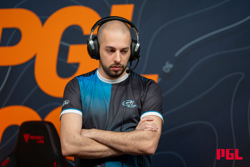 ashhh could be a candidate for FaZe's rebuild